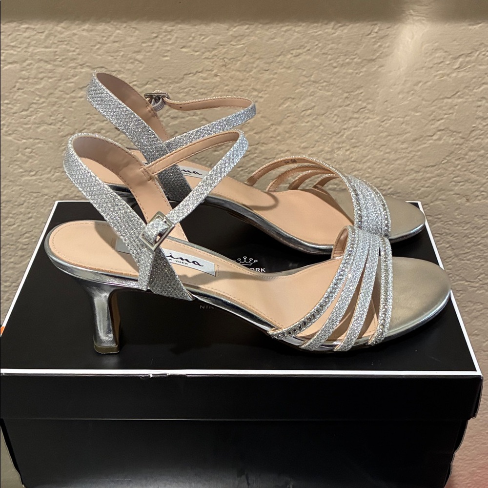 Nina Women's Nelena Glittering Silver Heels